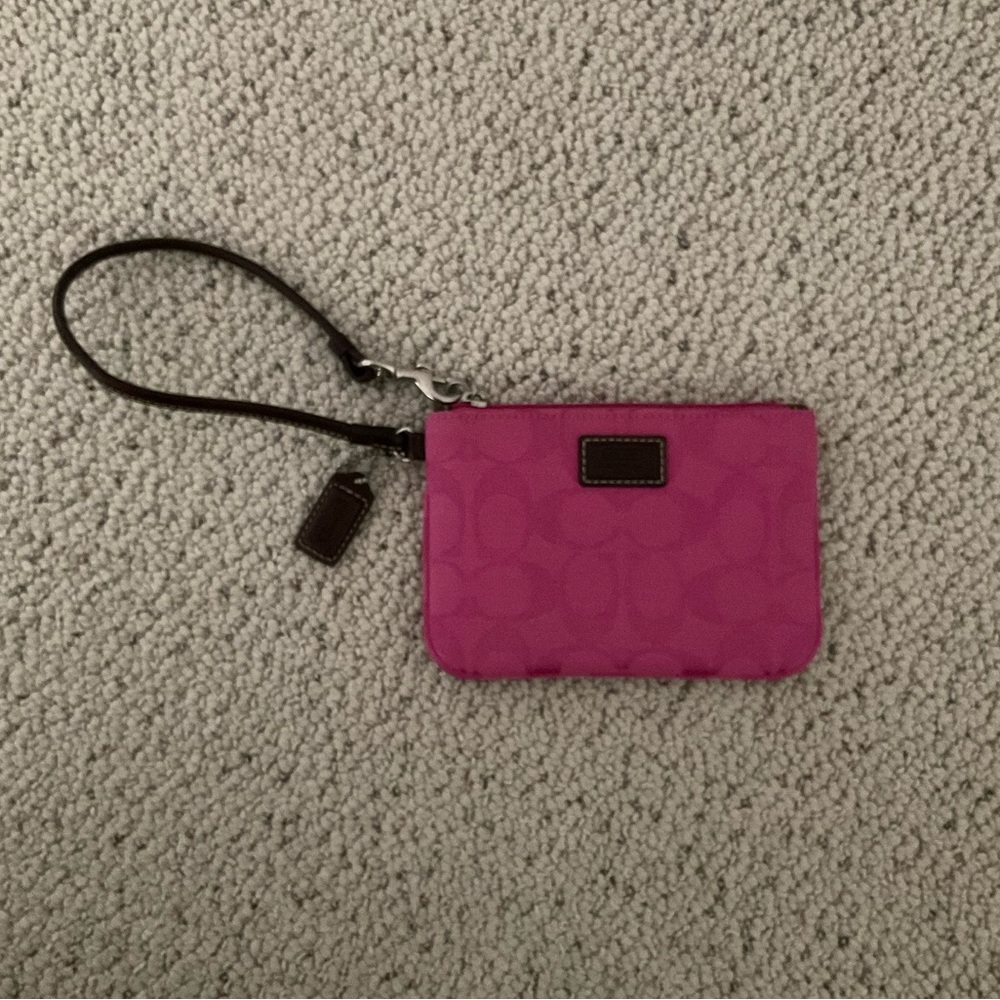 NWOT Coach signature pink wristlet